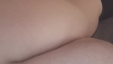 chrisw8121 online show from March 18, 5:46 am