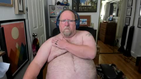 Snapshot of chubbybaybear chatting on March 2, 2:51 am Chubby online show from March 2, 2:51 am
