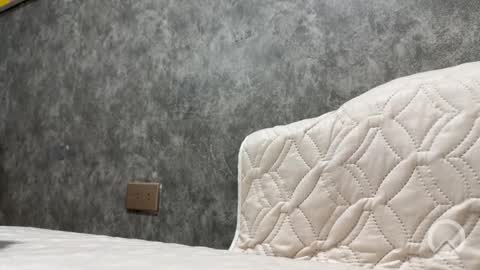 chubbycurvyrl online show from March 19, 2:28 am