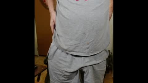 Snapshot of chubbyguy00054 chatting on February 15, 8:54 pm chubbyguy00054 online show from February 15, 8:54 pm