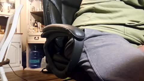 Snapshot of chubbyhubbyy420 chatting on January 13, 9:52 pm ChubbyHubby420 online show from January 13, 9:52 pm