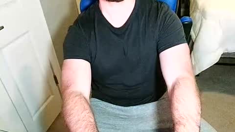 Snapshot of chuck0781 chatting on October 18, 6:56 pm chuck online show from October 18, 6:56 pm