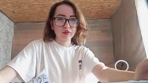 Olivia online show from July 5, 8:21 am