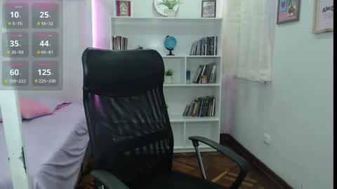Snapshot of cielo__777 chatting on September 25, 5:09 pm cielo__777 online show from September 25, 5:09 pm