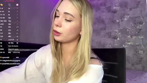 Lexa online show from June 10, 6:23 am