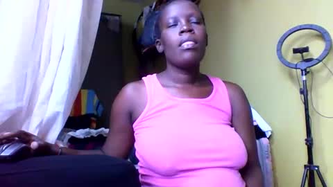 Snapshot of cinddy_14 chatting on October 28, 7:31 am cinddy 14 online show from October 28, 7:31 am