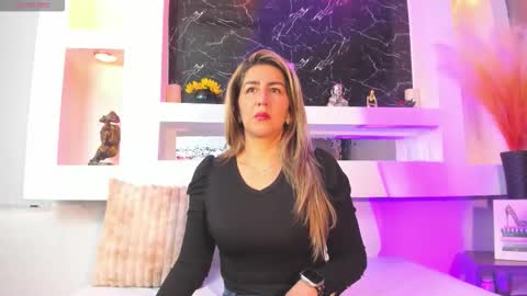 Cinthya  online show from March 27, 12:28 pm