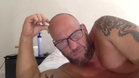 . online show from January 29, 10:32 pm