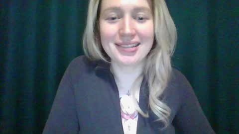 citrusblissss online show from March 8, 4:06 pm