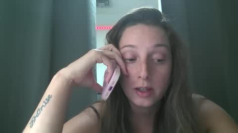 clairebearx3 online show from October 24, 5:36 pm