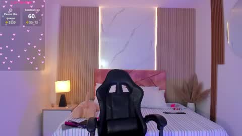 clairemillerx online show from June 27, 2:34 pm
