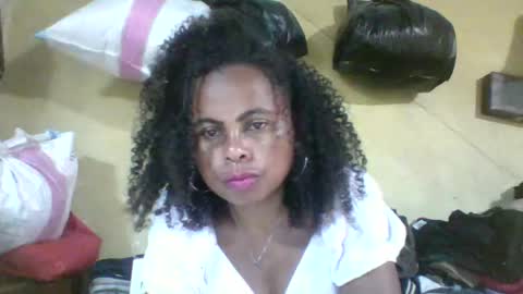 clairette9794 online show from June 5, 7:08 pm