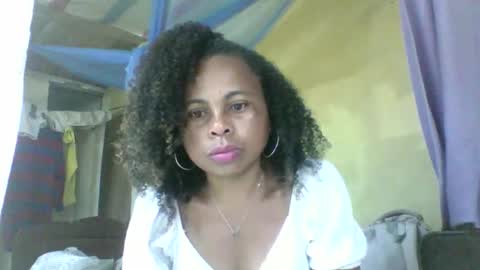 clairette9794 online show from June 8, 3:07 am