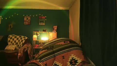Snapshot of clancyosbourne chatting on September 29, 7:02 pm Clancy online show from September 29, 7:02 pm