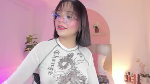 C L A R A online show from March 20, 2:49 am