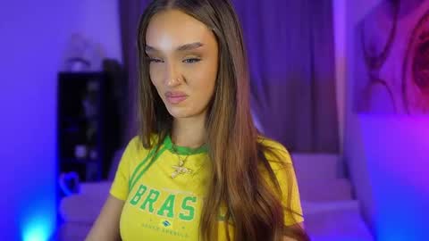 Clara smile online show from October 1, 6:29 pm