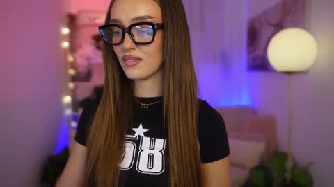 Clara smile online show from January 10, 7:41 pm