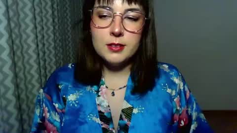 Clara online show from July 23, 7:00 pm