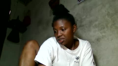 clarisse98 online show from May 8, 8:20 am