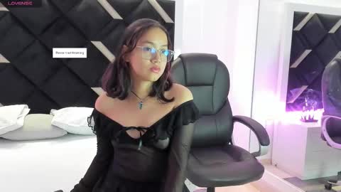 clarry_fray online show from March 16, 11:58 am