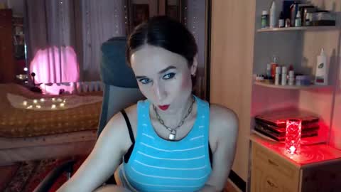 classyinna online show from November 26, 8:55 am