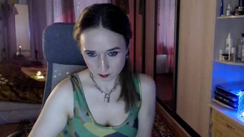 classyinna online show from November 6, 8:28 am