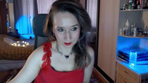 classyinna online show from November 13, 8:50 am