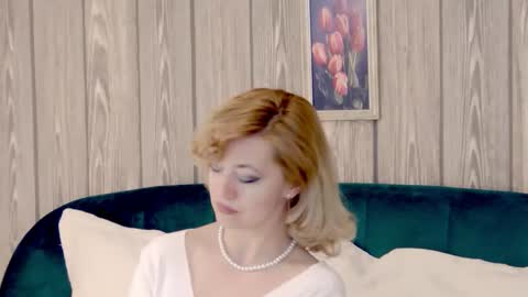 Classy Tinna online show from March 17, 8:08 am