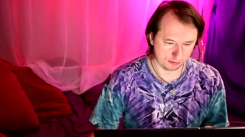 Claudia Cyberfox and Elon online show from October 4, 2:20 am