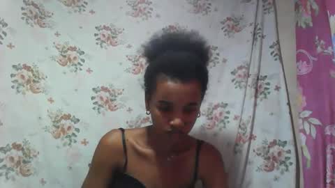 claudianne online show from November 25, 7:01 pm