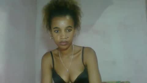 claudianne online show from January 16, 6:39 pm