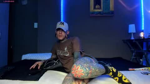 cleo y maikol online show from March 16, 4:15 am