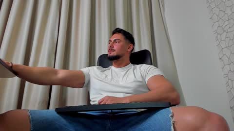 ClintMasterss online show from November 16, 7:54 am