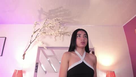 CLOE  online show from December 17, 3:35 am