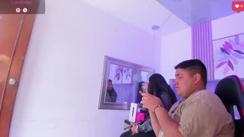 Cloe x Billy online show from May 27, 2:14 pm