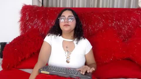 Clohe  online show from October 15, 2:18 pm