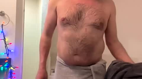 cloudymatt_ online show from April 2, 6:04 pm