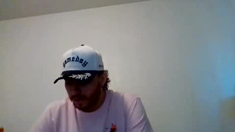 tallhungandcloudy online show from April 7, 1:51 am