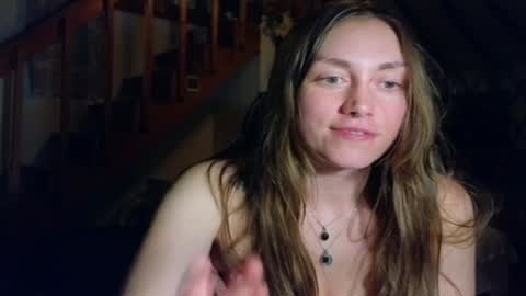 Clover online show from February 8, 8:42 am