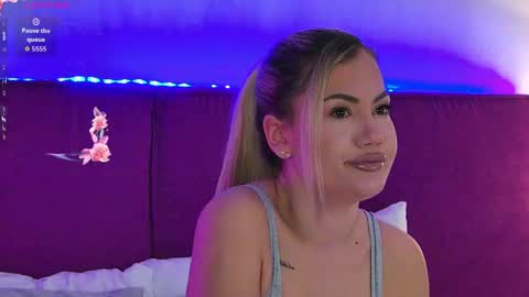 Marina online show from April 5, 9:23 pm