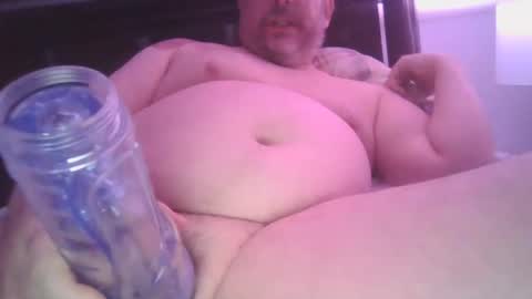 Snapshot of clyde_money chatting on October 24, 12:00 am Clyde Money online show from October 24, 12:00 am