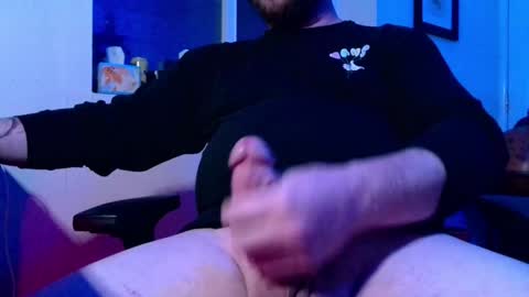 Snapshot of cockarsenal chatting on February 1, 10:37 am cockarsenal online show from February 1, 10:37 am