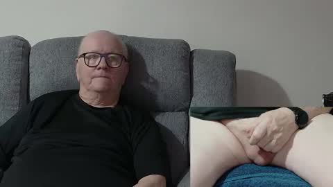 Charlie. online show from December 1, 7:01 pm