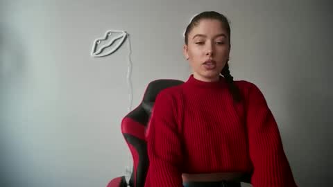 cocoberry1 online show from October 6, 11:39 am