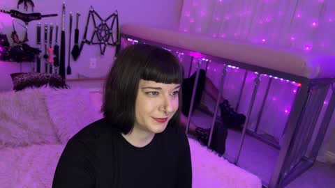 Snapshot of cocodeville chatting on December 12, 12:48 am Coco Deville online show from December 12, 12:48 am