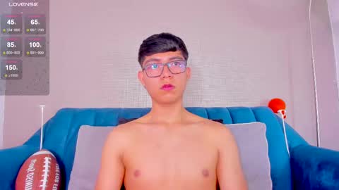Snapshot of codytwink_ chatting on March 10, 2:16 pm Cody online show from March 10, 2:16 pm