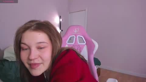 Collen Mon Tue Wed Thu Fri GMT 3 0300am - 0900am  online show from November 28, 5:09 pm