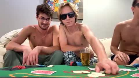 college_packing_8 online show from October 9, 1:44 am