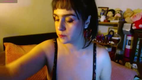 Collette online show from February 14, 5:54 am