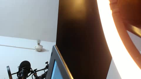 viviana online show from February 2, 9:22 pm